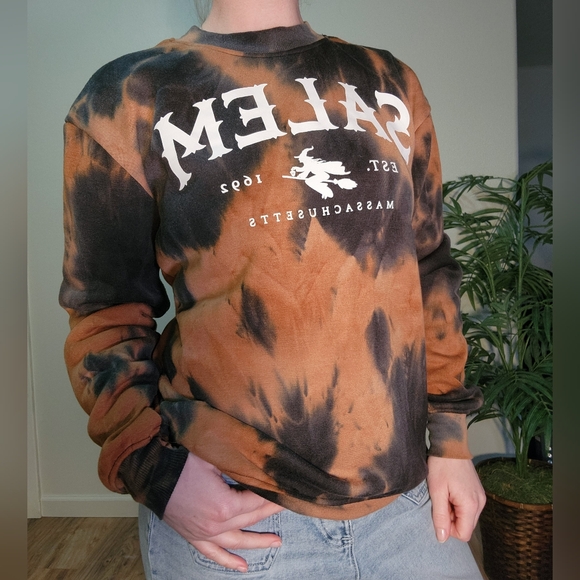 Better Together Tops - Salem Tie-Dye Sweater - Black and Brown